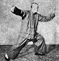 ปรมาจารย์ ต่งอิงเจิ๋ย (董英傑)